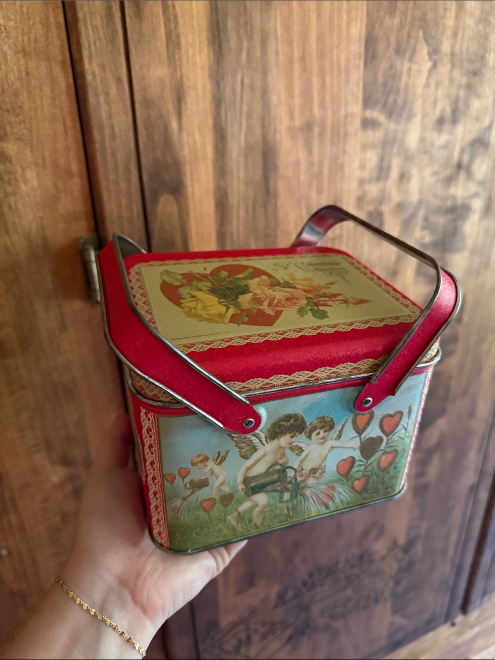 VTG Valentines Day Metal Tin Greeting Box Basket 1984 Cupid Heart Victorian Rose
